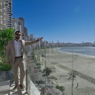 Balneário Camboriú bate recorde com o metro quadrado mais caro do Brasil