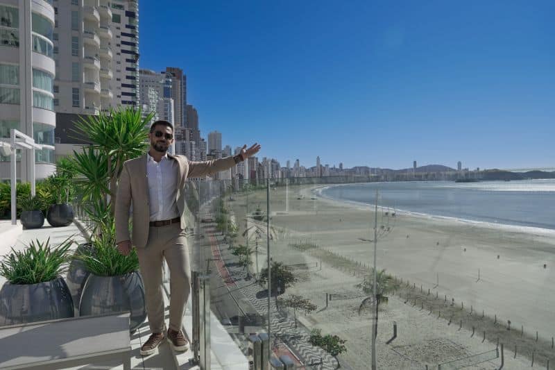 Balneário Camboriú bate recorde com o metro quadrado mais caro do Brasil