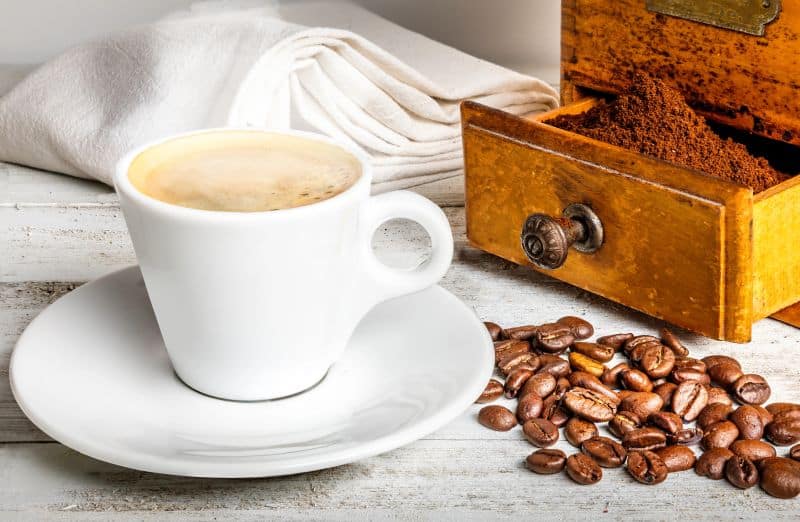 Moedor de café elétrico Hamilton Beach traz sabor fresco a cada xícara