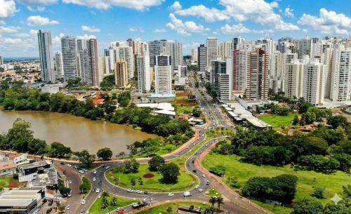 Segurança na Compra de Imóveis: A importância de verificar a tradição da imobiliária antes de fechar negócio
