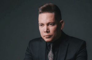 Bispo Bruno Leonardo emociona ao anunciar ajuda para cirurgia de criança com síndrome de Guillain-Barré / Crédito da foto: Divulgação